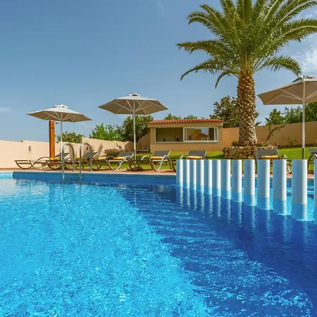 Villa Aretousa 1-3